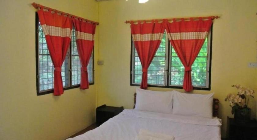 Himawari Restaurant And Cottage Ban Nong Hin  Экстерьер фото